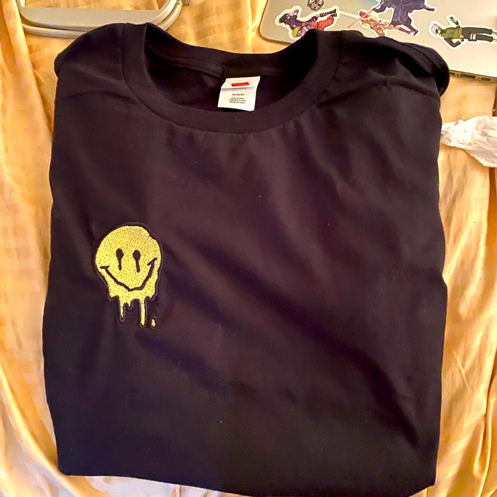 Embroidered Drippy Smile T